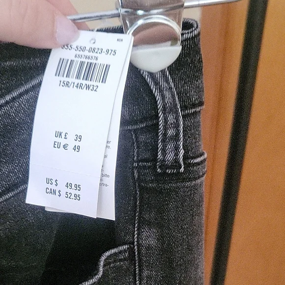 Hollister Dark Gray Denim Jeans in 14R - Picture 4 of 8